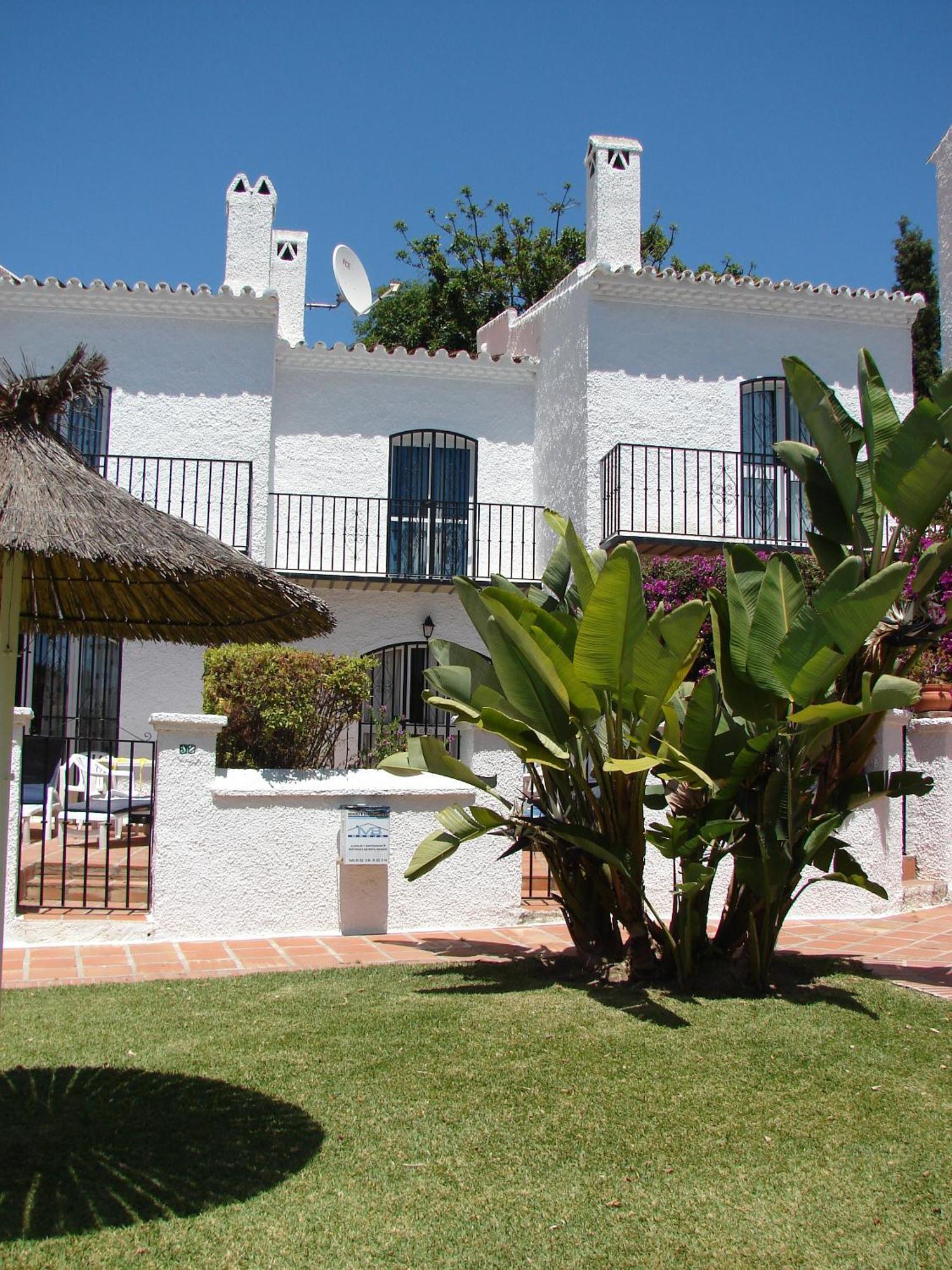 Pinos 11 Menyber Apartment Nerja Exterior photo
